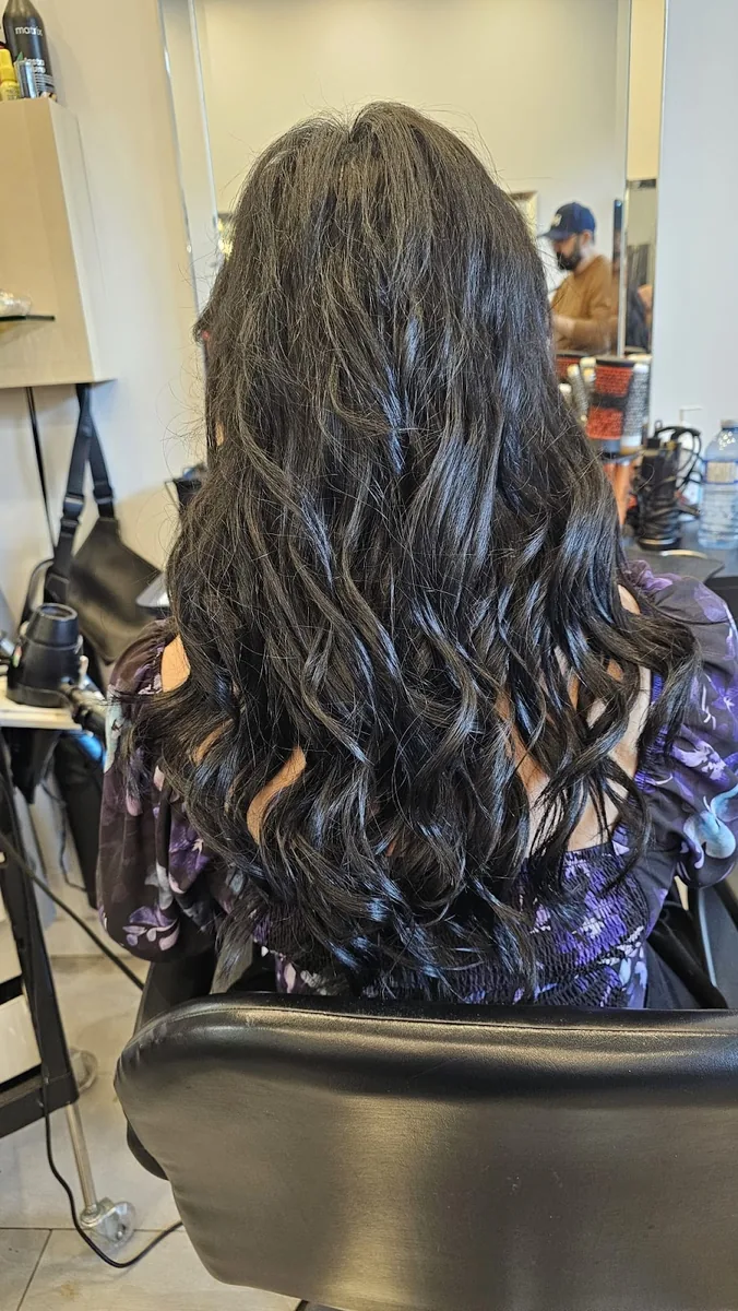Balayage blond sur cheveux longs
